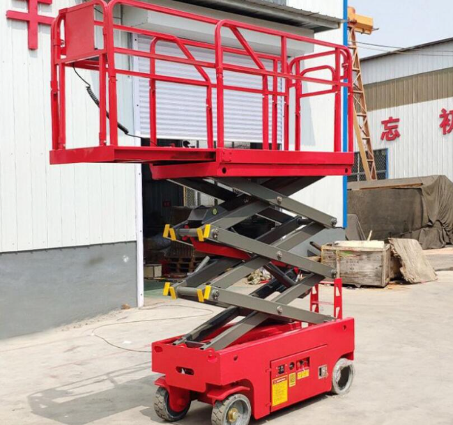 上海移动剪叉式升降机